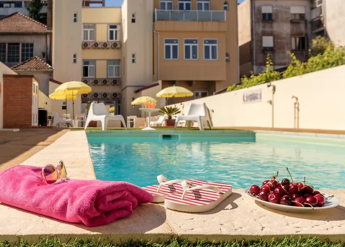 733 Costa Cabral Metro Residence